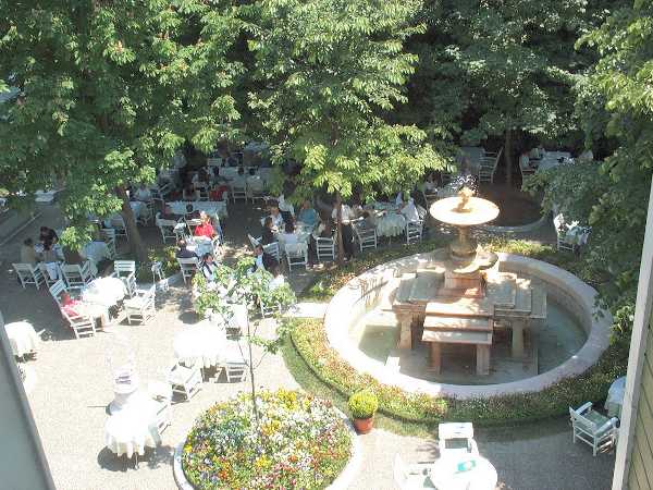 Yesil Ev Conservatory